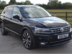Black Used 2019 VW Tiguan R-line SUV | £22,689 (Fair price)