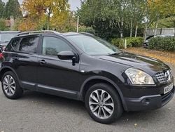 Black Used 2010 Nissan Qashqai Tekna SUV | £1,695 (Fair price)