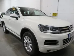 White Used 2011 VW Touareg SE SUV | £7,777 (Super price)