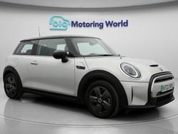Silver Used 2022 Mini Cooper SE Hatch Hatchback | £12,200 (Good price)