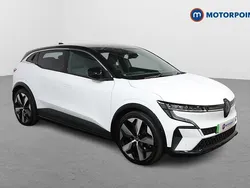 White Used 2023 Renault Mégane Techno Hatchback | £18,449 (Fair price)