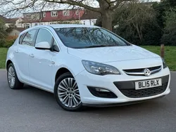 White Used 2015 Vauxhall Astra Excite Hatchback | £3,995 (Super price)