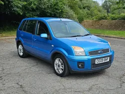 Blue Used 2009 Ford Fusion Zetec Hatchback | £1,690 (Good price)