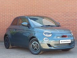 Green New 2025 Fiat 500e Hatchback | £34,095