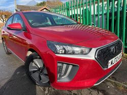 Red Used 2022 Hyundai Ioniq Premium Hatchback | £12,995 (Good price)