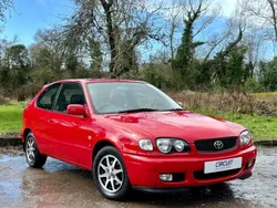 Red Used 2000 Toyota Corolla SR Hatchback | £6,999