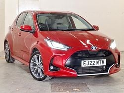 Red Used 2022 Toyota Yaris Hybrid Hatchback | £18,998 (Fair price)