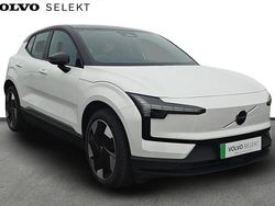 White New 2025 Volvo EX30 Performance SUV | £31,000 (Fair price)