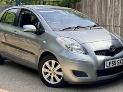 Silver Used 2009 Toyota Yaris Hatchback | £2,690 (Fair price)