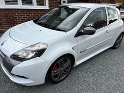 White Used 2009 Renault Clio II Hatchback | £7,500 (A bit pricey)
