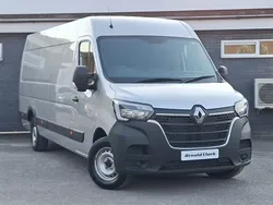 Grey New 2024 Renault Master Van | £25,498 (Fair price)