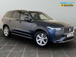 Blue Used 2020 Volvo XC90 Momentum SUV | £21,395 (Fair price)