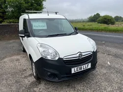 White Used 2018 Vauxhall Combo MPV | £4,995 (Fair price)