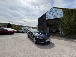 Blue Used 2013 Jaguar XF Premium Luxury Sedan | £6,000 (Good price)