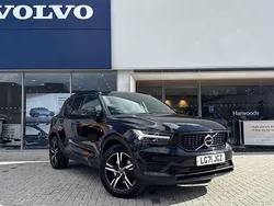 Black Used 2021 Volvo XC40 R-Design SUV | £24,690 (Fair price)