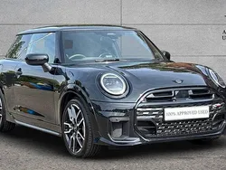 Black Used 2025 Mini Cooper S Hatch Hatchback | £28,995 (A bit pricey)