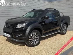 Black Used 2017 Nissan Navara Tekna Pickup | £15,750 (A bit pricey)
