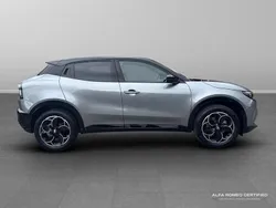 Grey New 2025 Alfa Romeo Junior SUV | £27,298 (Fair price)