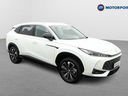 White Used 2025 MG HS Trophy SUV | £22,599 (Expensive)