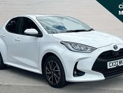 White Used 2022 Toyota Yaris Hybrid Design Hatchback | £16,767 (Fair price)