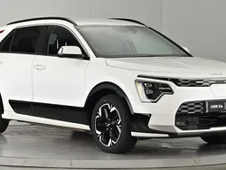 Used 2025 Kia e-Niro 3 SUV | £19,450 (Fair price)