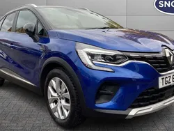 Blue Used 2021 Renault Captur Iconic SUV | £12,761 (Fair price)
