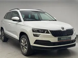 Moon white metallic Used 2021 Skoda Karoq SE Drive SUV | £17,892 (Fair price)