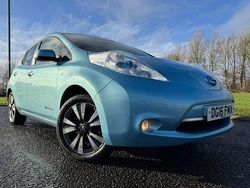 Blue Used 2016 Nissan Leaf Tekna Hatchback | £3,500 (Fair price)