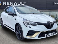 White Used 2023 Renault Clio V Engineered Hatchback | £14,995 (Fair price)