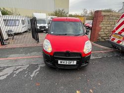 Red Used 2013 Fiat Doblò MPV | £1,869 (Super price)