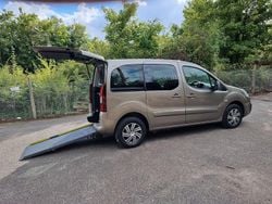 Brown Used 2018 Citroën Berlingo Feel MPV | £10,950 (Good price)