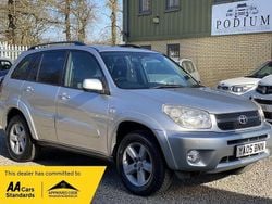 Silver Used 2005 Toyota RAV4 SUV | £5,490 (Expensive)