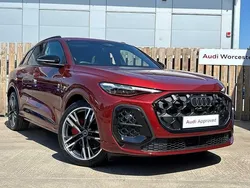 Grenadine red New 2025 Audi Q5 Comfort SUV | £63,490 (Super price)