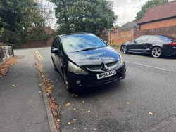 Black Used 2004 Mitsubishi Grandis MPV | £2,495