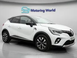 White/black Used 2021 Renault Captur Version S SUV | £11,500 (Good price)