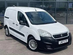 White Used 2017 Peugeot Partner MPV | £4,999 (Good price)