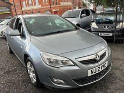 Silver Used 2012 Vauxhall Astra Hatchback | £1,295 (Super price)