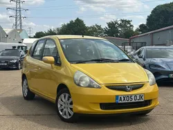 Yellow Used 2005 Honda Jazz SE Hatchback | £2,250 (Fair price)
