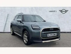 Green Used 2024 Mini Countryman Exclusive SUV | £32,050 (Fair price)