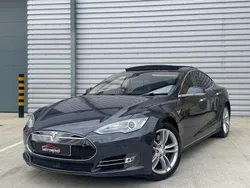 Grey Used 2014 Tesla Model S Sedan | £14,990 (A bit pricey)