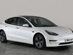 White Used 2021 Tesla Model 3 Long Range AWD Sedan | £13,995 (Fair price)