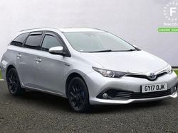 Silver Used 2017 Toyota Auris Hybrid Business Edition Estate | £11,999 (Good price)