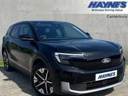 Black New 2024 Ford Explorer Select SUV | £31,995 (Fair price)