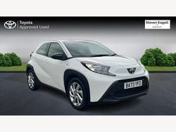 White Used 2023 Toyota Aygo X PURE SUV | £12,676