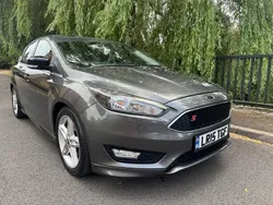 Grey Used 2015 Ford Focus Zetec Hatchback | £4,995 (Fair price)
