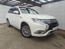 White Used 2019 Mitsubishi Outlander P-HEV SUV | £14,265 (Fair price)