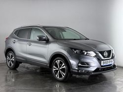 Grey Used 2019 Nissan Qashqai N-Connecta SUV | £10,300 (Good price)