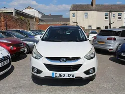 White Used 2012 Hyundai ix35 Premium SUV | £3,295 (Fair price)