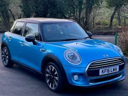 Blue Used 2016 Mini Cooper D Hatch Hatchback | £7,990 (Fair price)