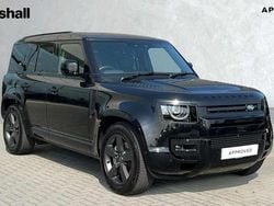 Metallic santorini black Used 2024 Land Rover Defender HSE Dynamic SUV | £67,108 (Good price)